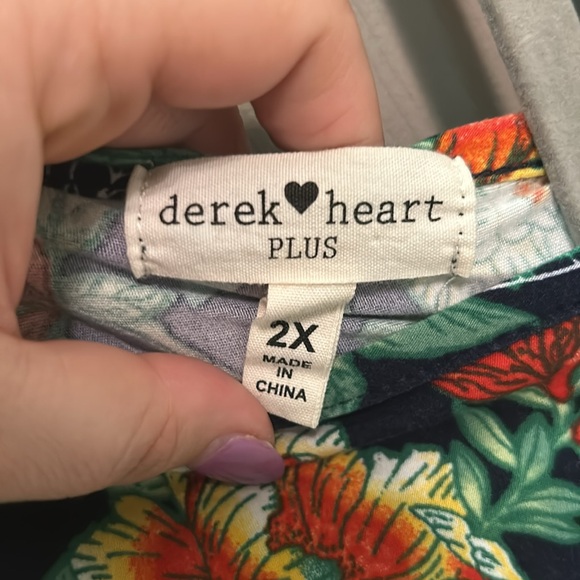 Derek Hart Summer Dress with Floral Print and Cutouts. Size 2X - Picture 4 of 5